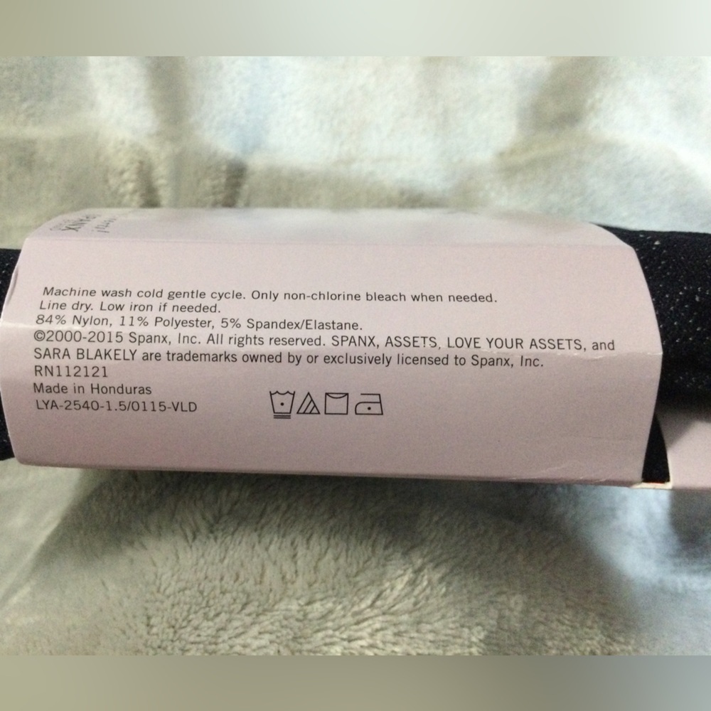 Spanx Assets Denim Wash Seamless Leggings - Picture 5 of 6